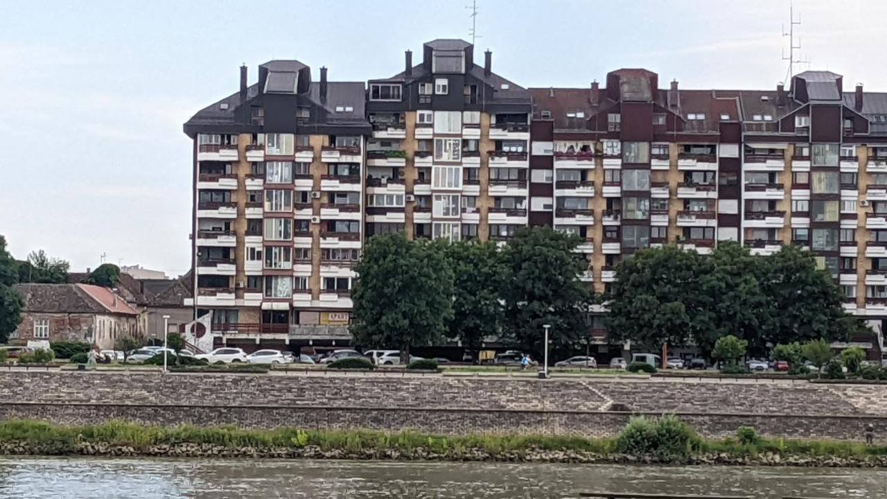 Superbia - Self Check-in Appartement Osijek